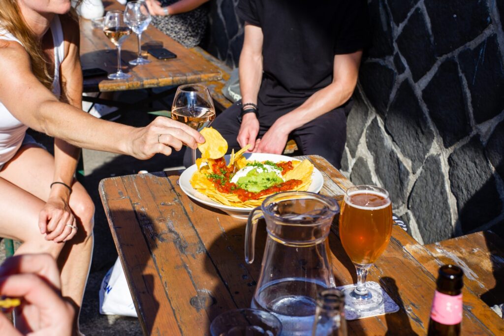 românii au comandat pizza și bere